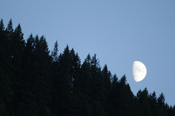 Moonrise over Mount St. Helens National Volcanic Monument