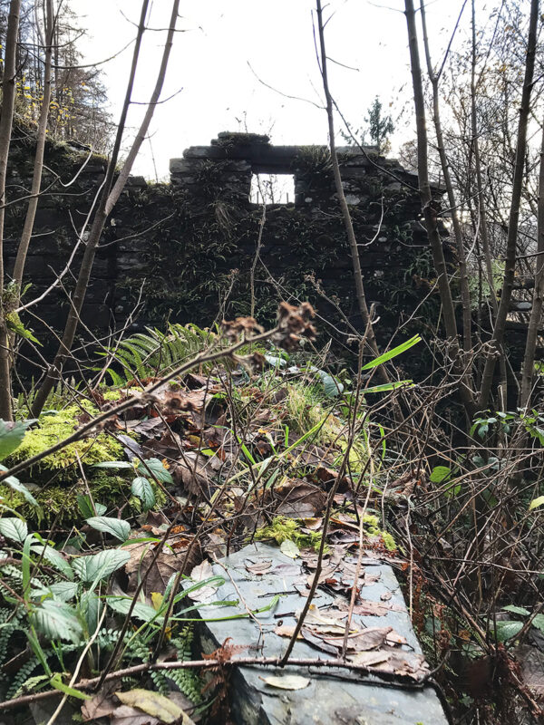 Ruins of a quarry building